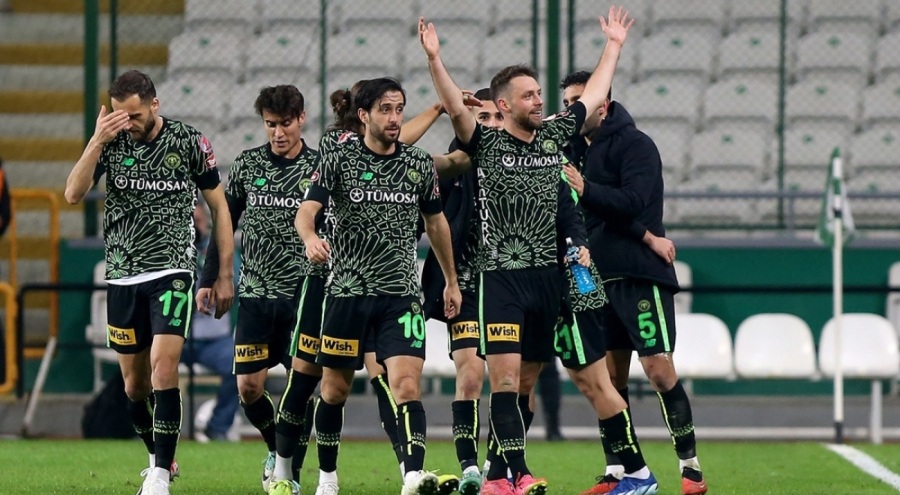 Konyaspor Göztepe'yi uzatmalarda mağlup etti - Başka Gazete