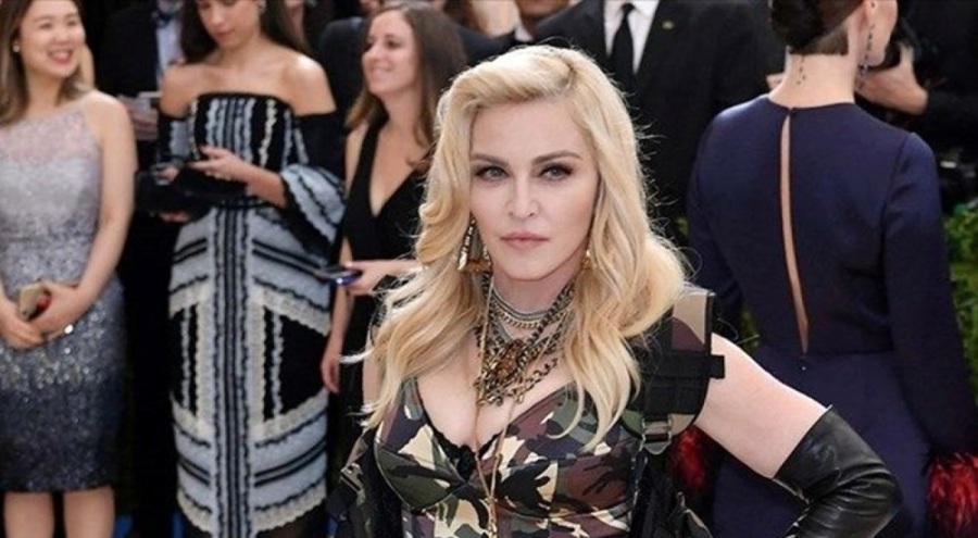 Madonna'ya dava açıldı: Sahneye geç çıkıyor!