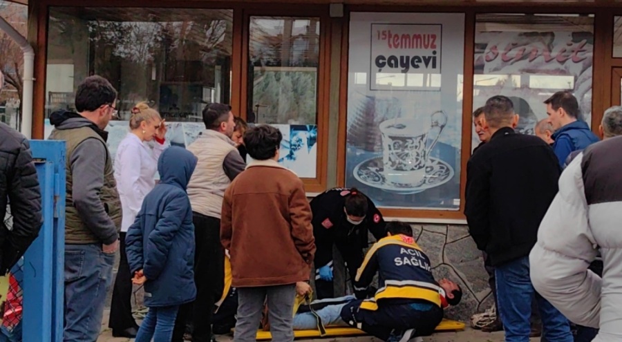 Bursa'da çatıdan kafa üstü düştü!