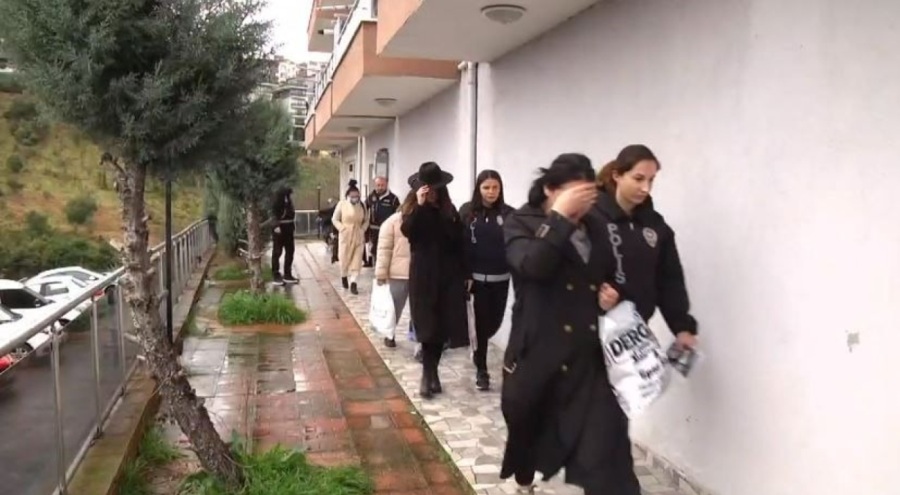 Eş zamanlı fuhuş operasyonu: 12 kadın kurtarıldı