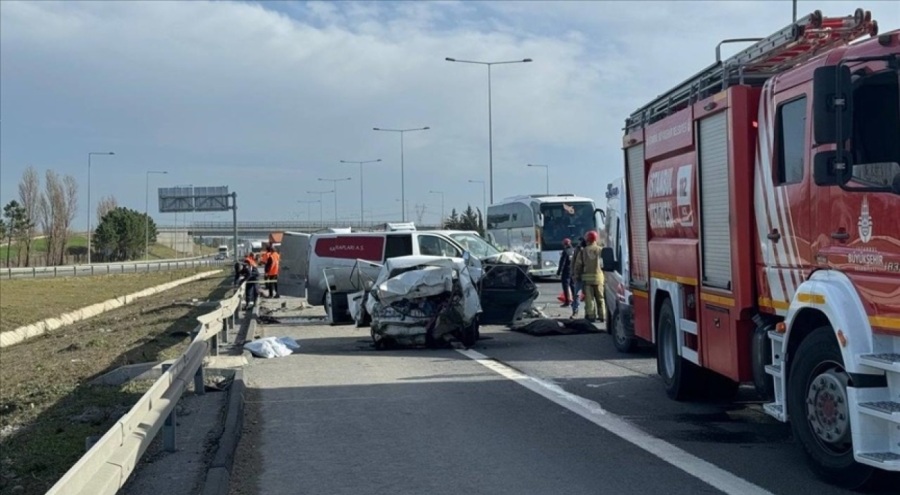 TEM Otoyolu'nda feci kaza: 3 kişi öldü