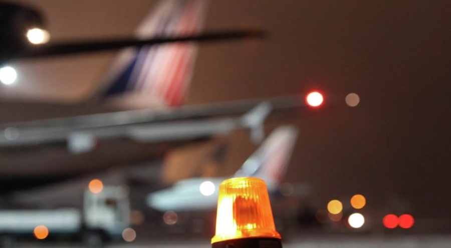 Atlas Air'e ait kargo uçağı havada alev aldı, acil iniş yaptı