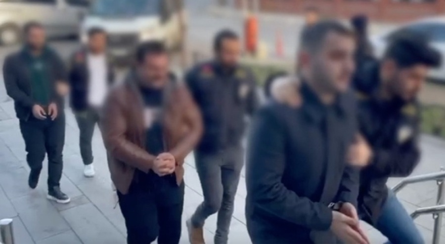 Basın mensuplarına saldıran şüpheliler tutuklandı