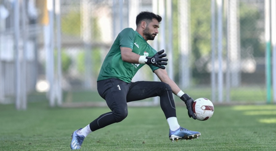 Bursaspor'da Canberk Yurdakul sözleşmesini feshetti