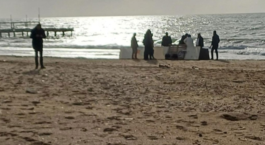 Kıyıya vurmuş genç kadın cesedi bulundu