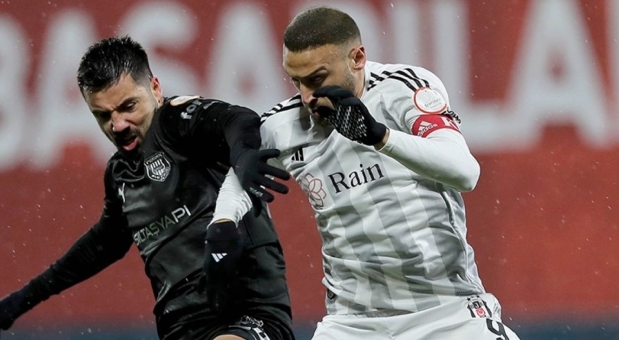 Cenk Tosun ve Mert Günok taraftarlardan özür diledi