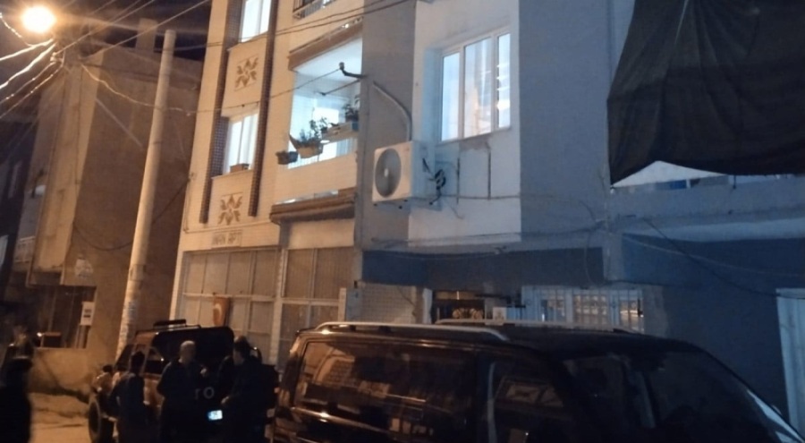 Tartıştığı babasını bıçakla öldürdü: Polise ihbarda bulundu