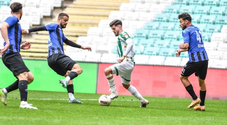 Bursaspor, Karacabey karşısında yenildi