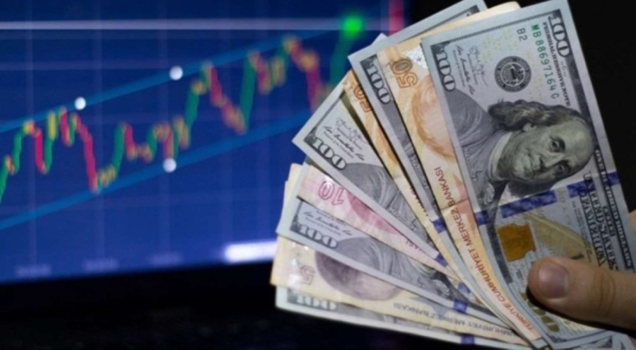 Dolar haftaya zirve tazeleyerek girdi