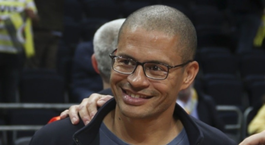 Alex'ten rekorunu kıran Visca'ya tebrik