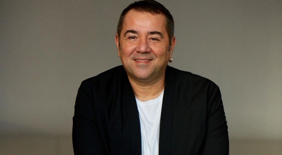 Ata Demirer Gazinosu sahnelere dönüyor