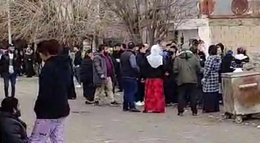 Akrabalar arasında bıçaklı kavga: 1 ölü, 2 yaralı