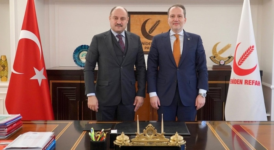 AK Parti'den istifa eden Gülpınar, Yeniden Refah Partisi'ne katılarak Şanlıurfa adayı oldu