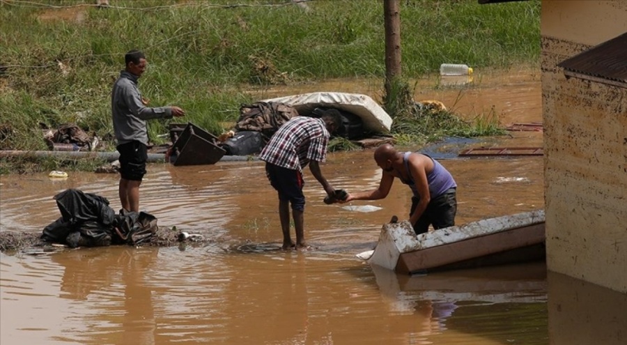 Etiyopya'da seller nedeniyle 67 binden fazla çocuk okula gidemiyor