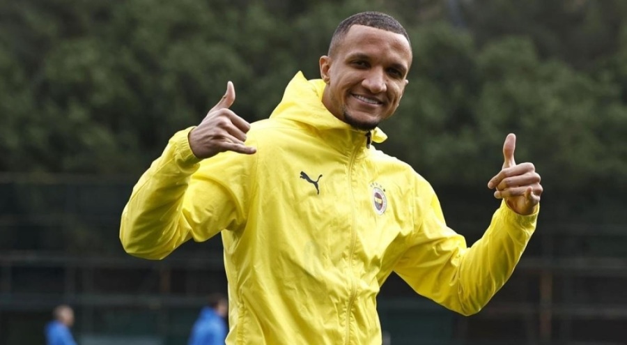 Fenerbahçe'ye Rodrigo Becao müjdesi