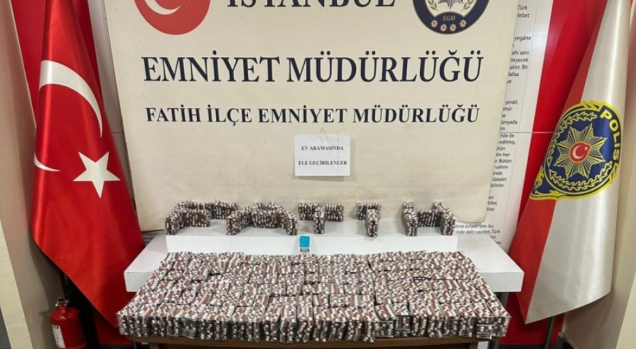 Fatih'te şüphe üzerine durdurulan şahsın üzerinden uyuşturucu madde çıktı