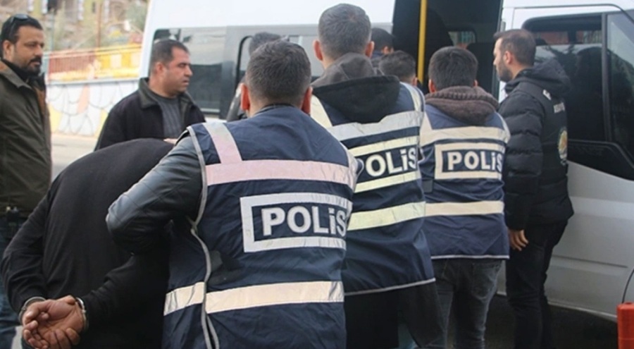 Bursa dahil 20 ilde 'Sibergöz-16' operasyonu! 35 şüpheli yakalandı