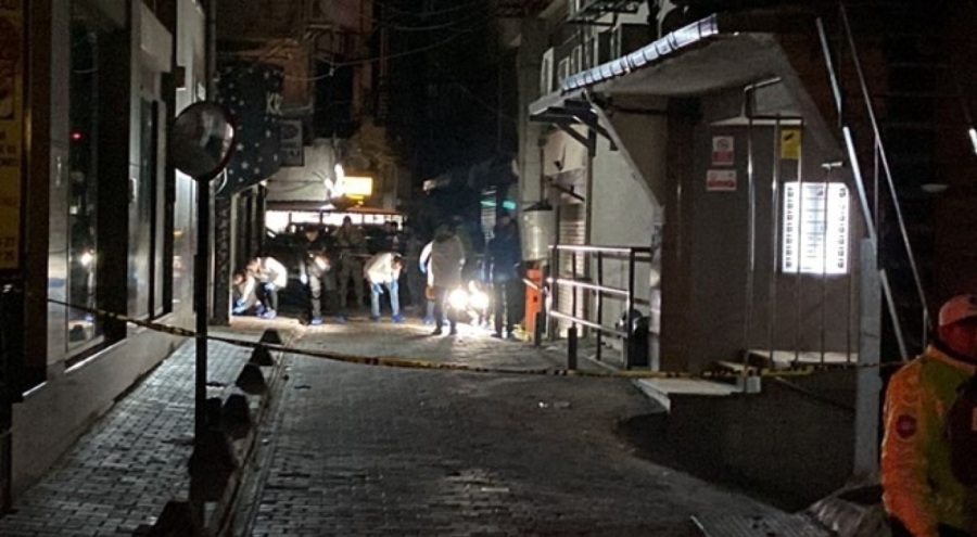 Gece kulübünde silahlı çatışma: 2'si polis 5 yaralı