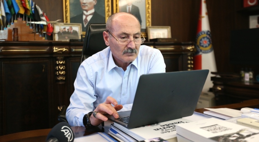 Bursa Emniyet Müdürü Dr. Sabit Akın Zaimoğlu, Yılın Kareleri 2023 oylamasına katıldı