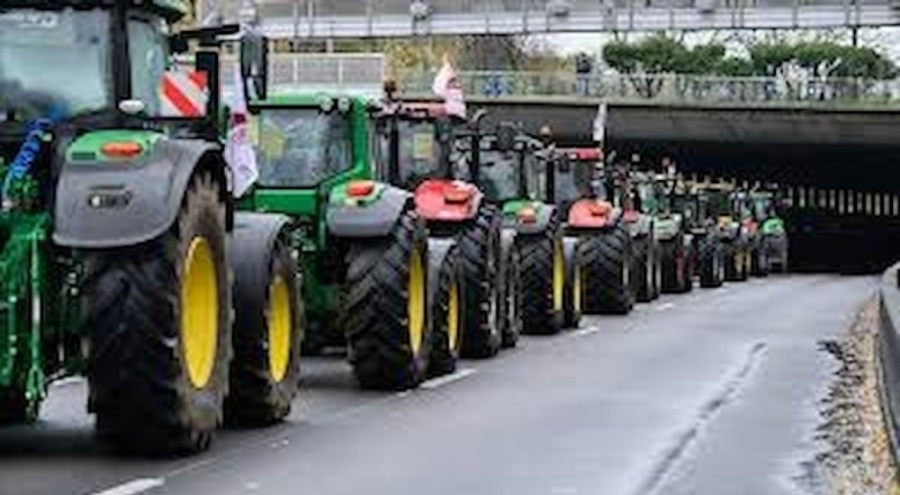 Fransa'daki çiftçi protestolarında şiddet tırmanıyor