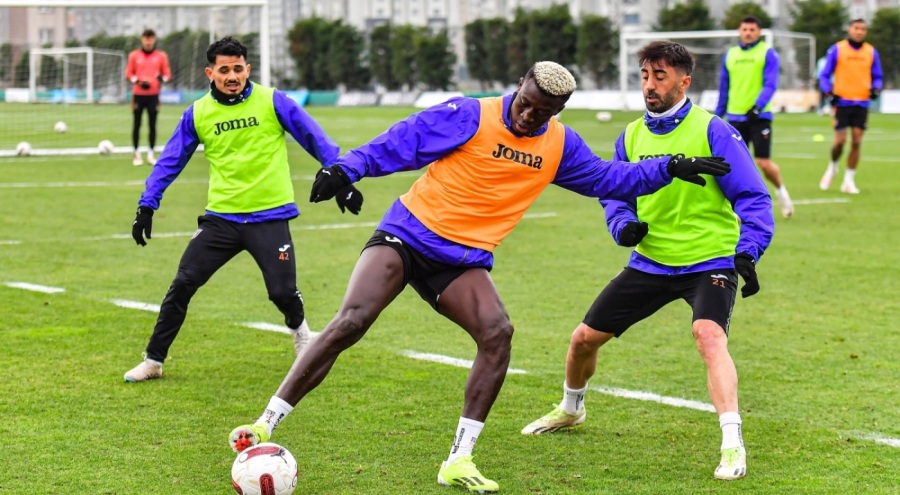 Başakşehir, Konyaspor maçı hazırlıklarına başladı