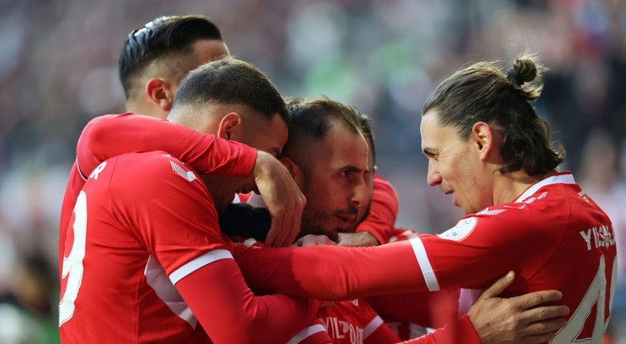 Samsunspor çıkışını, Kayserispor kötü gidişatına devam etti