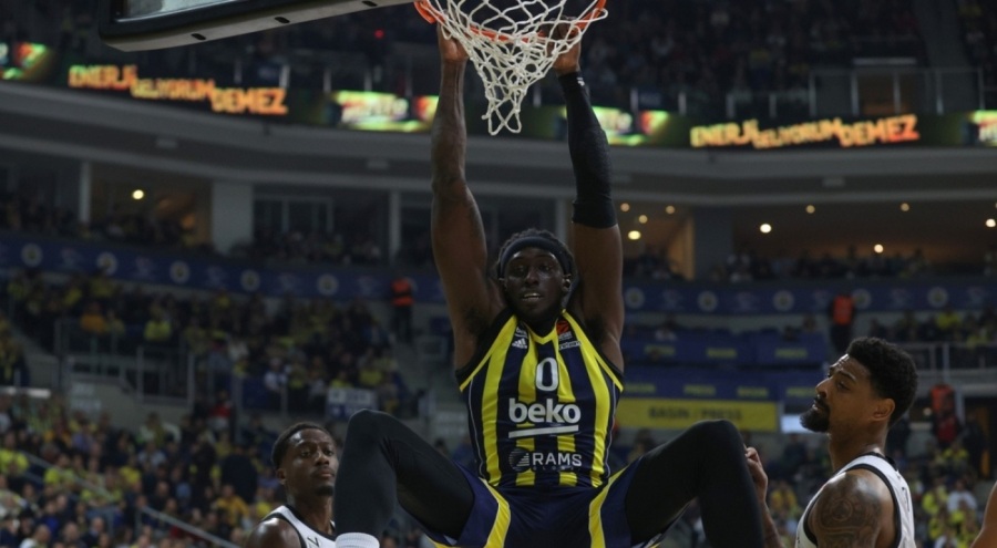 Fenerbahçe Beko, Bologna'yı farklı mağlup etti