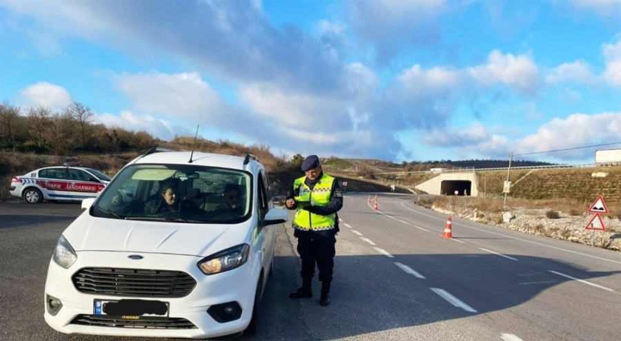 Balıkesir'de jandarma 12 şahsı gözaltına aldı