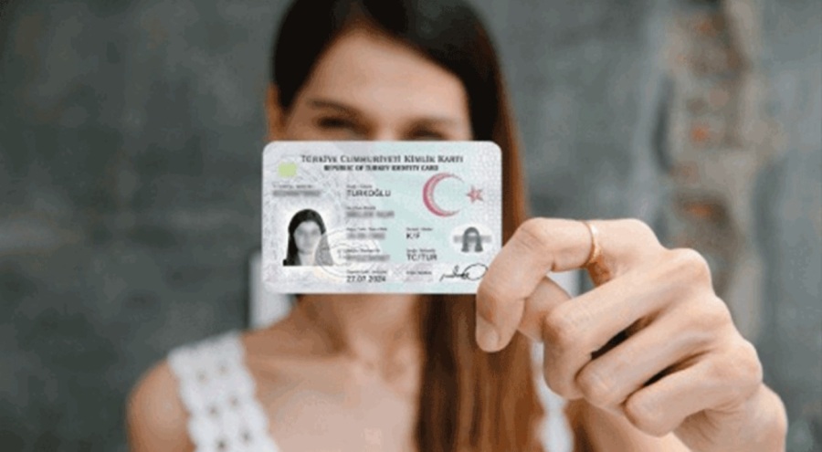 Kadınlar için 'soyadı' kararı yürürlüğe giriyor!