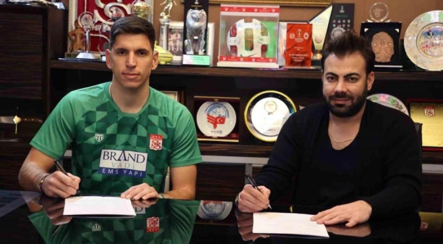 Sivasspor, Dorde Nikolic'i renklerine bağladı