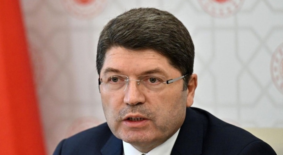 Bakan Tunç: İsrail insanlık suçuna son vermelidir