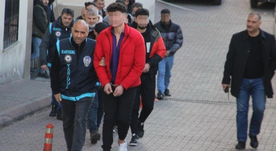 Kayseri'de yasa dışı bahis operasyonunda 13 kişiye tutuklama