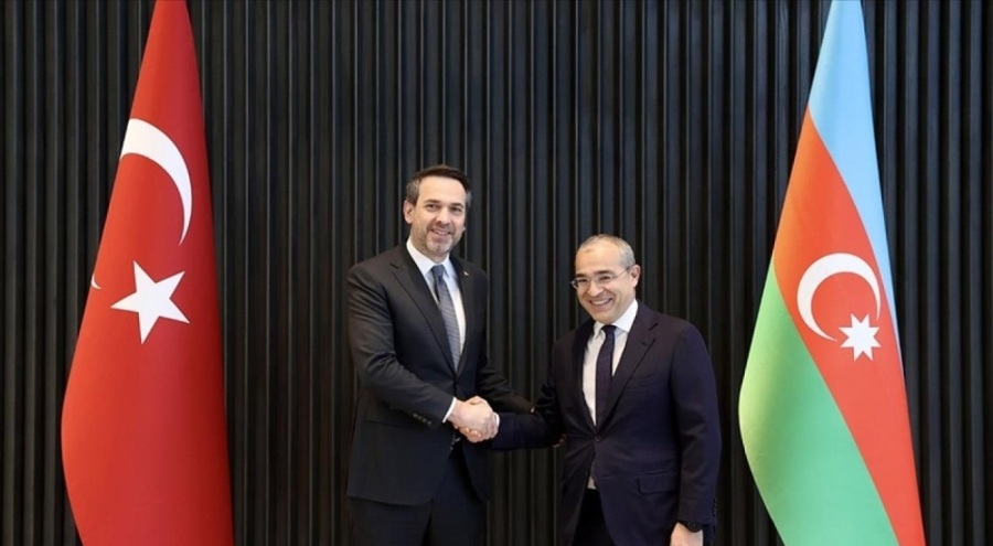 Bakan Bayraktar, Azerbaycan Ekonomi Bakanı Cabbarov'la görüştü