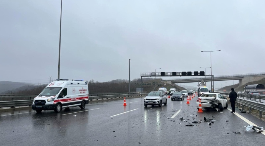 Kuzey Marmara Otoyolu'nda zincirleme kaza