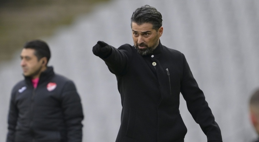 Çaykur Rizespor Teknik Direktörü: Mental olarak daha dayanıklı olmalıyız