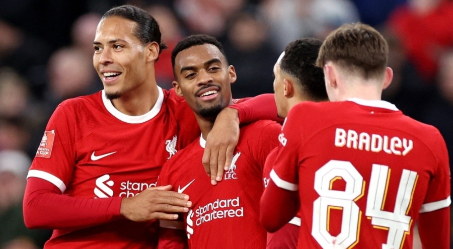 Liverpool kupada 5 golle tur atladı
