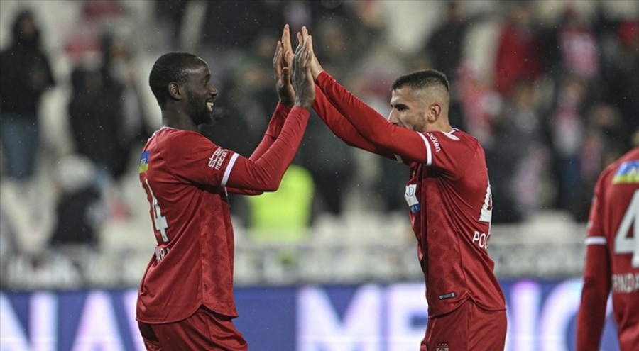 Sivasspor'un 3 maçlık galibiyet hasreti sona erdi