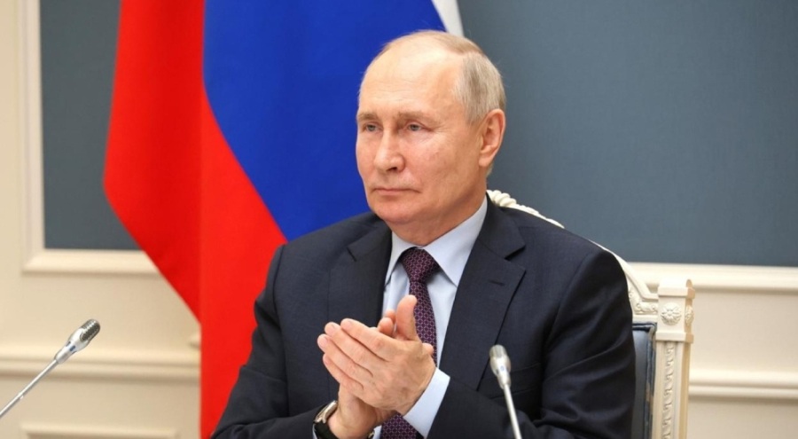 Vladimir Putin'in devlet başkanlığı seçimindeki adaylığı resmen onaylandı