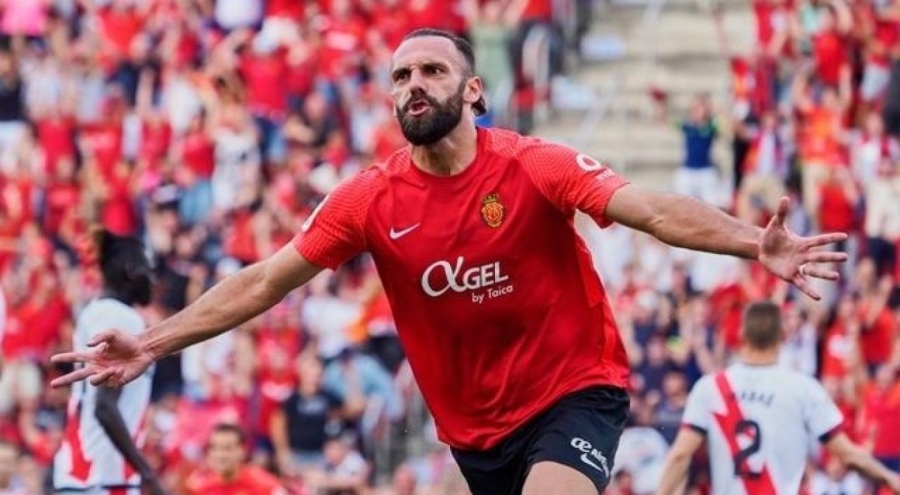 Galatasaray'dan Vedat Muriqi bombası