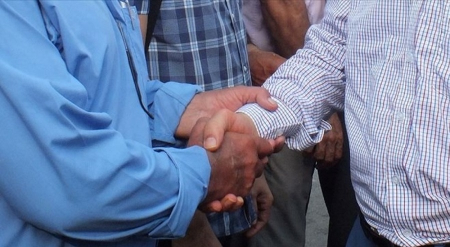 Kuveyt'te mezarlıklarda tokalaşma yasağı getirildi