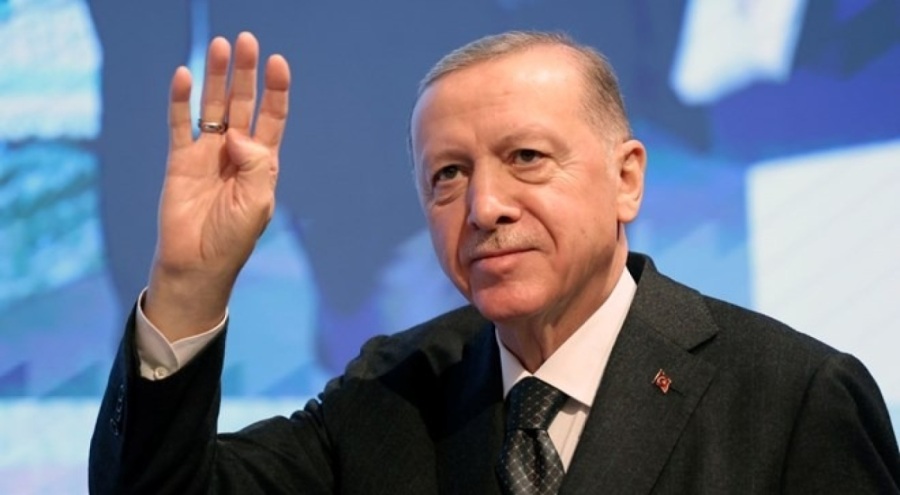 Erdoğan: Gençlerin her alanda önünü biz açtık!