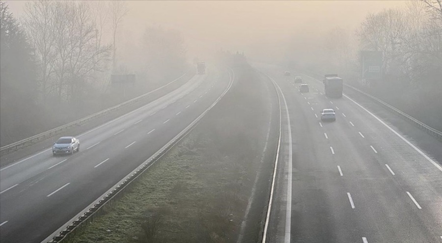 Anadolu Otoyolu'nda görüş mesafesi düştü