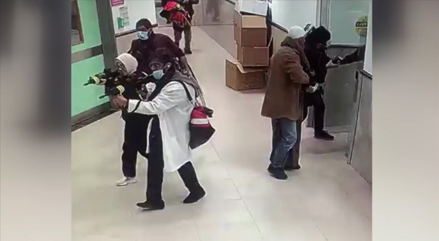 İsrail güçleri hastaneye baskın düzenledi