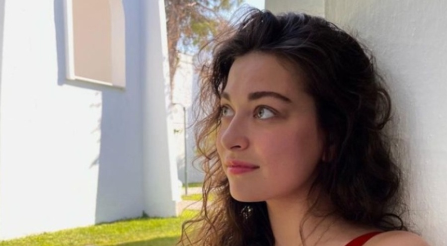 Ömer dizisinin Emine'si Çağla Naz Kargı'nın performansı alkış topladı!