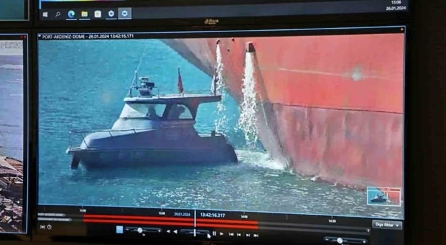 Antalya'da denizi kirleten gemilere ceza yağdı