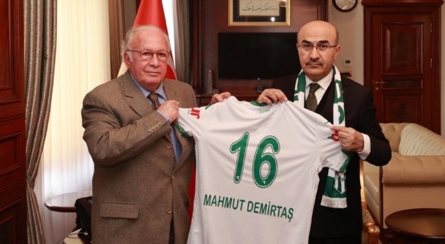 Bursaspor yönetiminden Vali Demirtaş'a ziyaret!