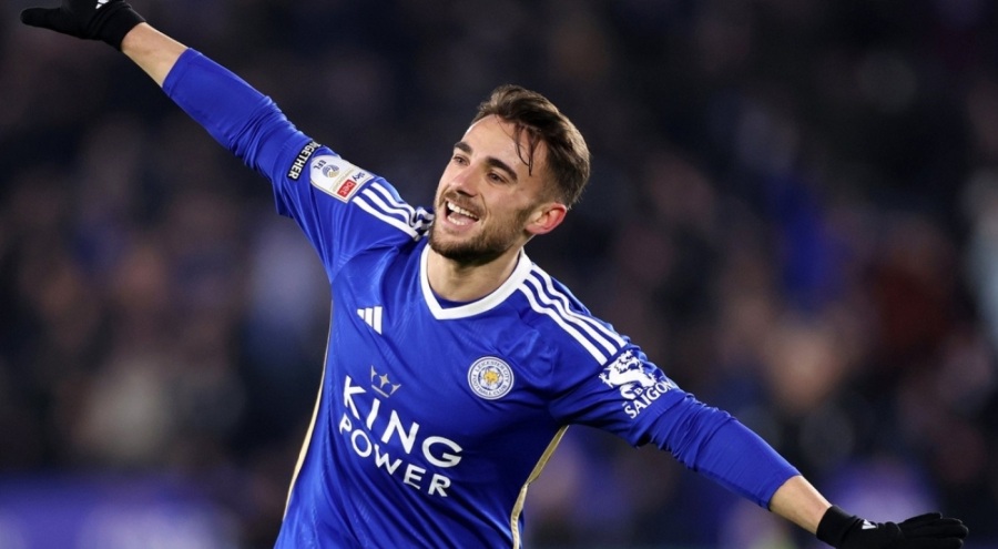 Yunus Akgün gollerini sürdürüyor