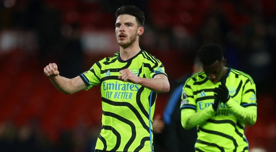 Arsenal zirve takibine devam etti