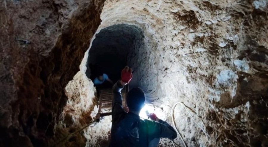 Kaçak kazıya suçüstü! Metrelerce tünel kazmışlar