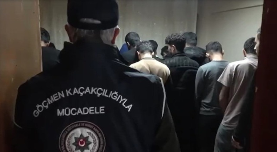 Edirne'de 24 düzensiz göçmen yakalandı